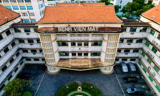 Cận cảnh bệnh viện 85 tuổi có kiến trúc Pháp vừa được xếp hạng di tích ở TPHCM