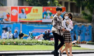 Đường phố TPHCM yên ả đến lạ thường trong ngày nghỉ lễ