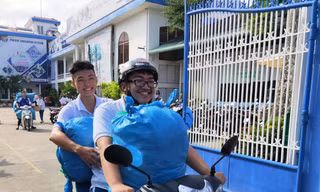 Chuyến xe ước mơ từ Cần Thơ tiếp tục hướng về đồng bào miền Trung