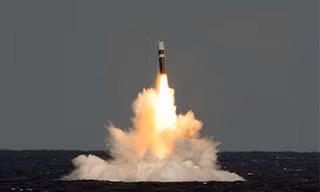 Tên lửa Trident II.