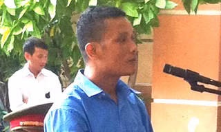 Dùng xà beng đập nhầm chết bạn, Sơn Tinh nay lãnh án tù chung thân. Ảnh: Tân Châu.