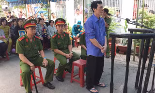Võ Văn Hòa tại tòa. Ảnh: Tân Châu.