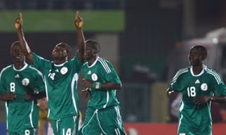Rúng động vụ 26 cầu thủ U17 Nigeria gian lận tuổi