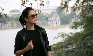 Nữ ca sĩ bồi hồi nhớ lại những ngày tháng cũ khi còn gắn bó với Hà Nội.