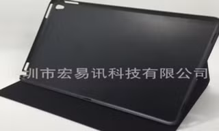 Cổng kết nối Smart Connector ở cạnh bên của máy. 