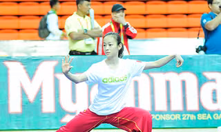 Ngẩn ngơ với nhan sắc nữ võ sĩ Wushu