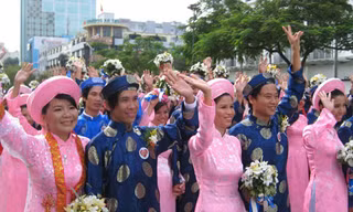 Đấu khẩu trước ngày cưới