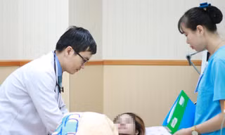 Thêm trường hợp tử vong vì đốt than sưởi ấm, chuyên gia cảnh báo gì?