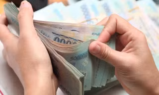 Quy định tiền lương, chế độ trường hợp bị tinh giản 