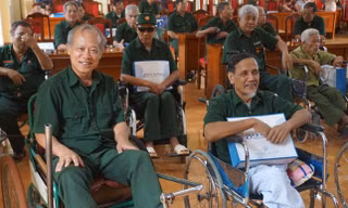 Yêu cầu đảm bảo chính sách với người có công dịp 50 năm giải phóng miền Nam