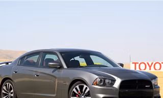 Sẽ có phiên bản Chrysler SRT8 570 mã lực trong năm 2012