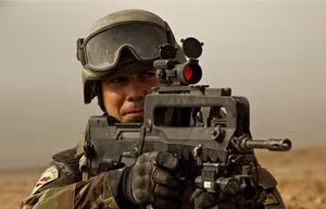 FAMAS: Súng trường tấn công nhanh nhất thế giới
