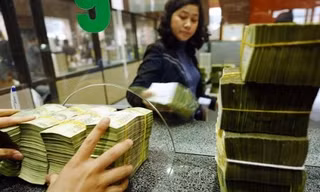 Đi rút hơn 9,3 tỷ đồng bị ngân hàng nghi sổ tiết kiệm giả