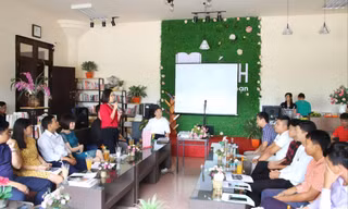 Chương trình Cà phê khởi nghiệp thu hút sự quan tâm của nhiều bạn trẻ tỉnh Bắc Ninh Ảnh: N.T 
