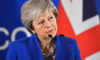 Theresa May quả cảm