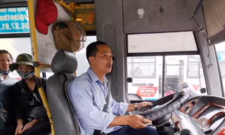 Xe buýt, một trong những dịch vụ công ích bị ảnh hưởng khi chuyển đổi cơ chế ảnh: Trọng đảng
