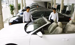 Những chiếc xe hạng sang góp phần gia tăng nhập siêu. Ảnh: Hồng Vĩnh