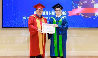 Thành tích ấn tượng của chàng thủ khoa ngành An toàn thông tin