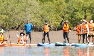 Bạn trẻ tự lên tour du lịch để có những chuyến đi đáng nhớ