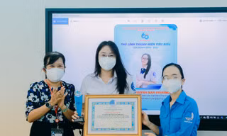 Trao tặng Giải thưởng ‘Thanh niên sống đẹp’