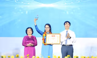 T.Ư Đoàn trao Giải thưởng Tình nguyện Quốc gia năm 2023 cho10 tập thể và 10 cá nhân 