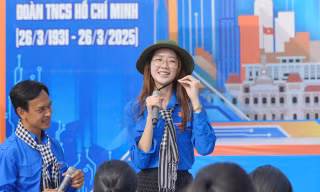 Hoa hậu Bảo Ngọc truyền cảm hứng 'sống xanh' đến bạn trẻ TP. HCM 