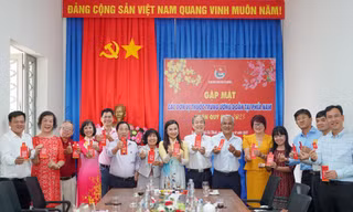 Bí thư T.Ư Đoàn Nguyễn Phạm Duy Trang gặp mặt, chúc Tết cán bộ, công nhân viên các đơn vị phía Nam 