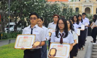 Vinh danh 'Học sinh 3 tốt, Sinh viên 5 tốt' TPHCM