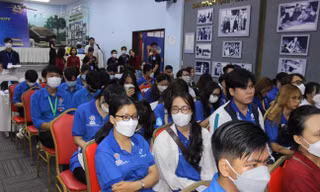 Khởi động cuộc thi 'Hướng dẫn viên du lịch triển vọng TP. HCM'