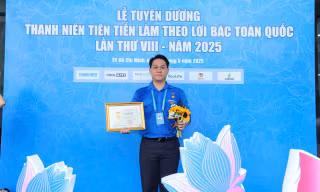 Hành trình của chàng võ sư ‘thần đồng’ Karate đất Cảng