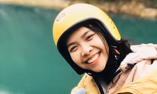 Từ cô gái ‘kể chuyện nhảm’ đến quyển sách đầu tay