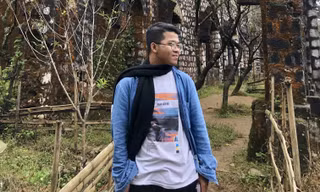 “Vì ta còn trẻ nên cứ xách ba lô lên và đi”