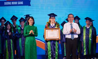 Hội Sinh viên TP. HCM vinh danh 88 thủ khoa, trong đó có 2 thủ khoa 'kép'