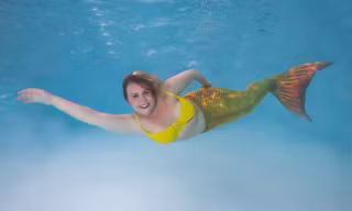 Cô Jessica Pennington, người sáng lập Merfolk UK