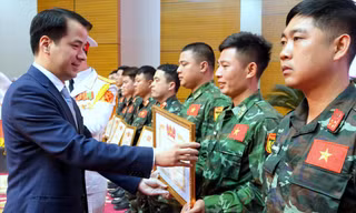 Quên mình cho sứ mệnh cao cả 