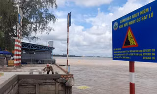 Khu vực cảnh báo sạt lở bờ sông Cổ Chiên được UBND tỉnh Vĩnh Long công bố tình huống khẩn cấp. ẢNH: CK