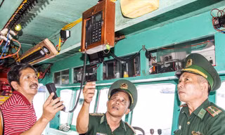 Chống khai thác, đánh bắt hải sản trái phép: Nghiêm khắc, quyết liệt hơn