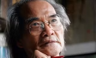 Nhà văn Sơn Tùng