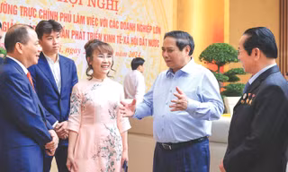 Doanh nhân Việt vươn mình cùng dân tộc