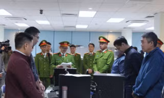 Bắt ba lãnh đạo, cán bộ Phòng Kiểm định xe cơ giới - Cục Đăng kiểm Việt Nam
