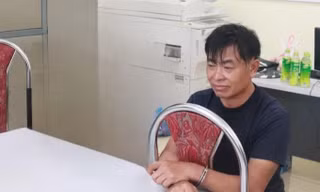 Bố vợ trùm ma túy Tàng Keangnam bị bắt cùng khẩu súng đã lên nòng