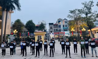 Thách thức qua mạng xã hội, hàng chục thanh niên mang hung khí đi đánh nhau