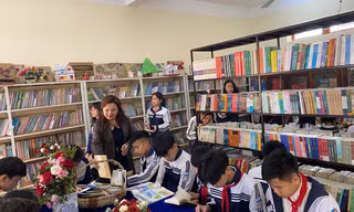 Teen THCS Diễn Kim (Nghệ An) đón thư viện mới mang tên Búp Sen Xanh