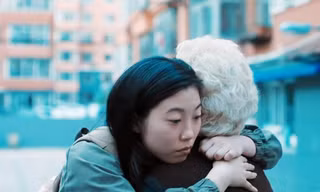 Đêm Đông buốt lạnh, cháu thèm được bà ru êm như những buổi trưa Hè ngày đó