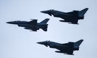 Đức điều tiêm kích bám đuôi máy bay trinh sát Nga trên Biển Baltic