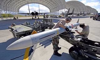 Uy lực tên lửa dẫn đường AIM-7 được Mỹ viện trợ Ukraine