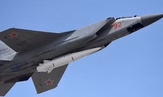 Nga phóng gần 50 tên lửa và máy bay không người lái tấn công Ukraine, chiến đấu cơ Ba Lan vội vàng xuất kích