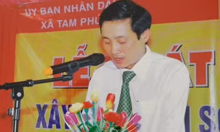 Phó chủ tịch bị kỷ luật vì sinh con thứ 3