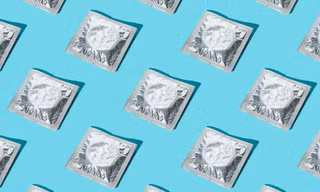 Pháp cung cấp bao cao su miễn phí và thuốc tránh thai khẩn cấp cho tất cả phụ nữ 