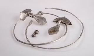 Phát hiện 50 mộ cổ cùng nhiều đồ trang sức quý giá